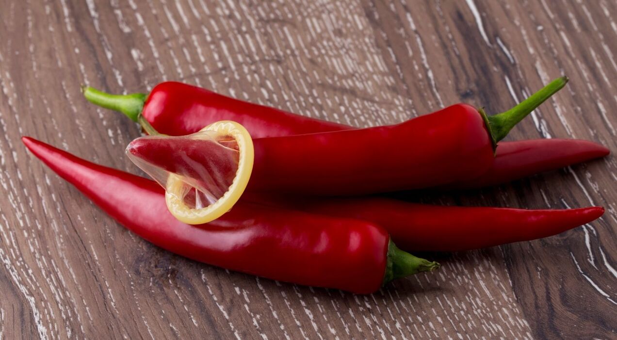 Black pepper increases testosterone level in men's body and improves potency